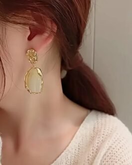 Arete Divina